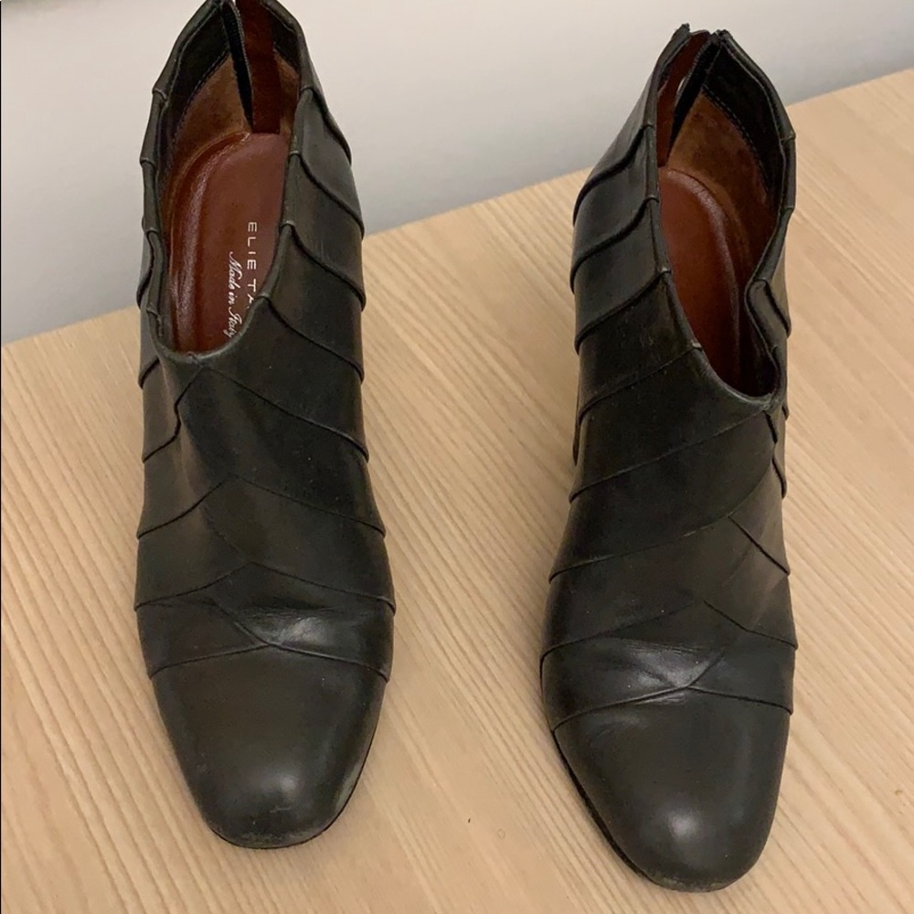 Elie Tahari grey ankle booties 4” heels